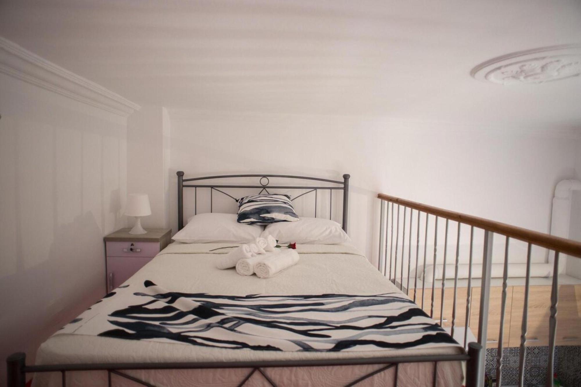 Aimou Studio'S Apartment'S Pireo Esterno foto